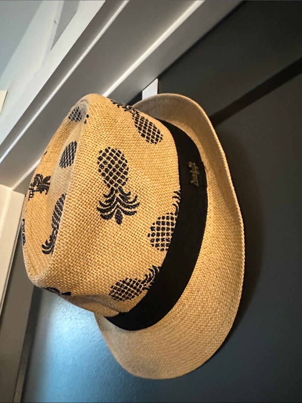 Straw Fedora Hat with Black Pineapple Print - Picture 2 of 3